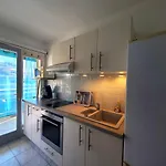 FREJUS PLAGE T1 26m2 avec balcon vue mer