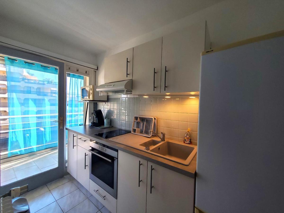 T1 26m2 Avec Balcon Vue Appartement Fréjus